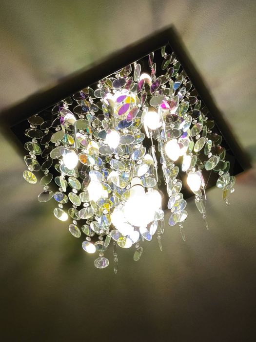 Люстра на 9 ламп