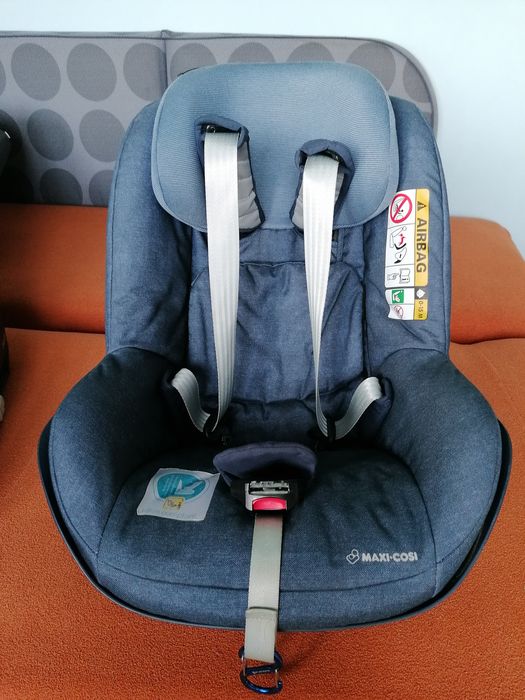 Zestaw fotelików Maxi Cosi 2way Pearl, baza 2wayFix, nosidło 0-13 kg