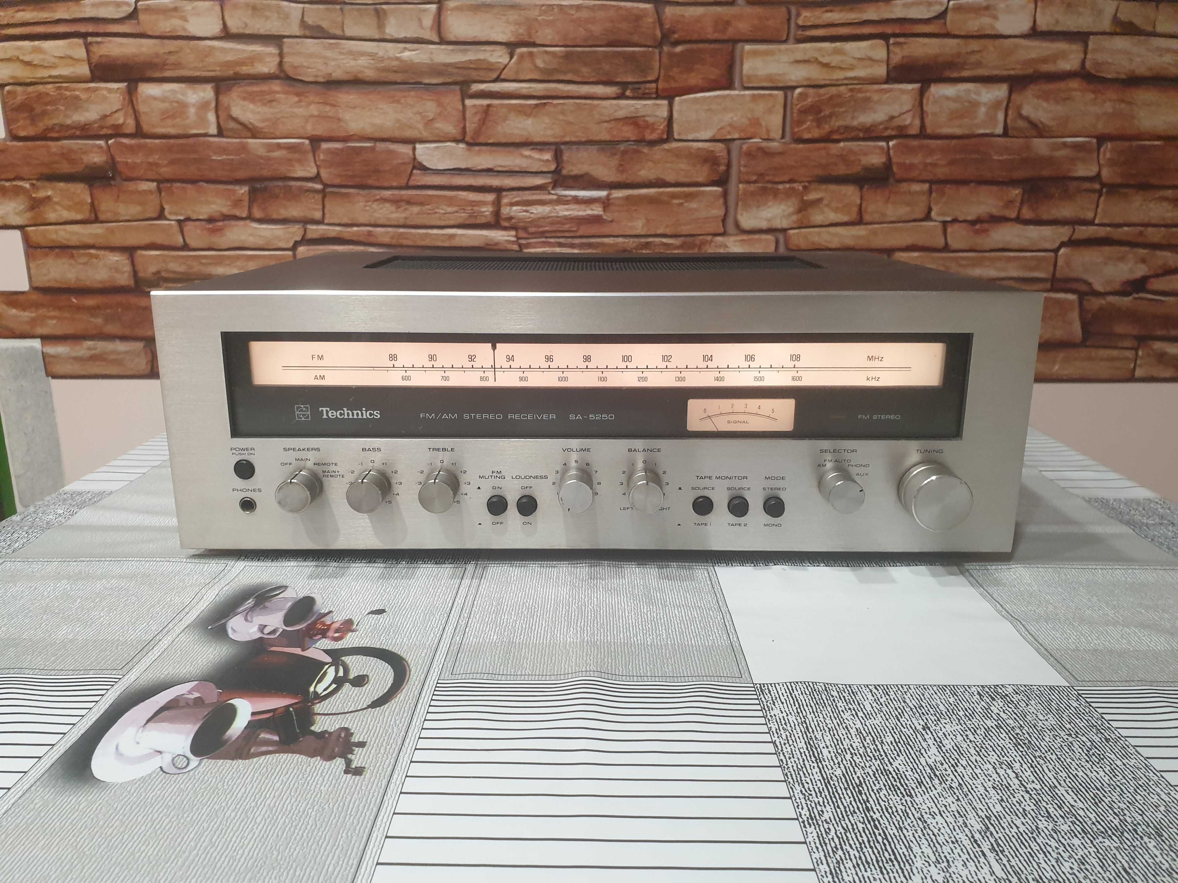 Amplituner Technics SA 5250 Piękny Vintage