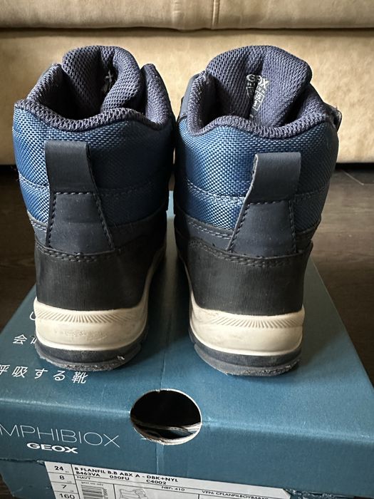 Продам ботинки зима Geox