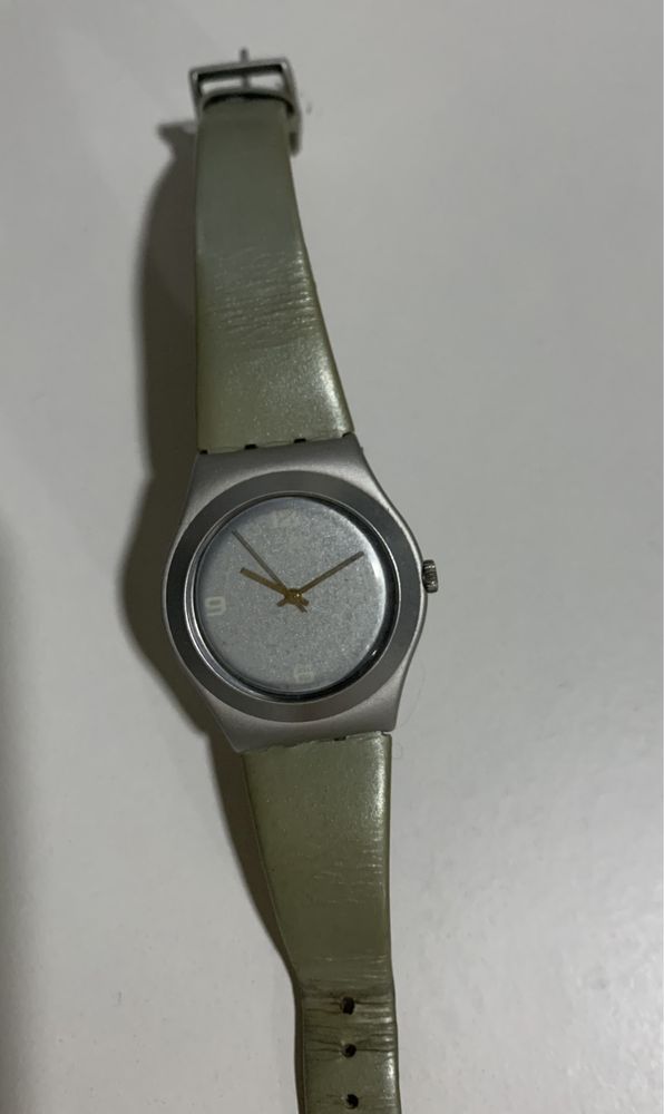 SWATCH, relogio da colecao IRONY