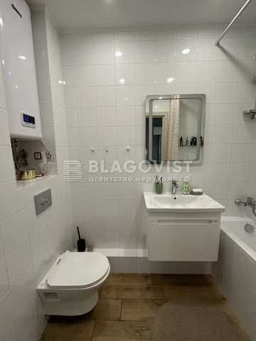 Продам квартиру  Здановської Юлії (Ломоносова), 36в