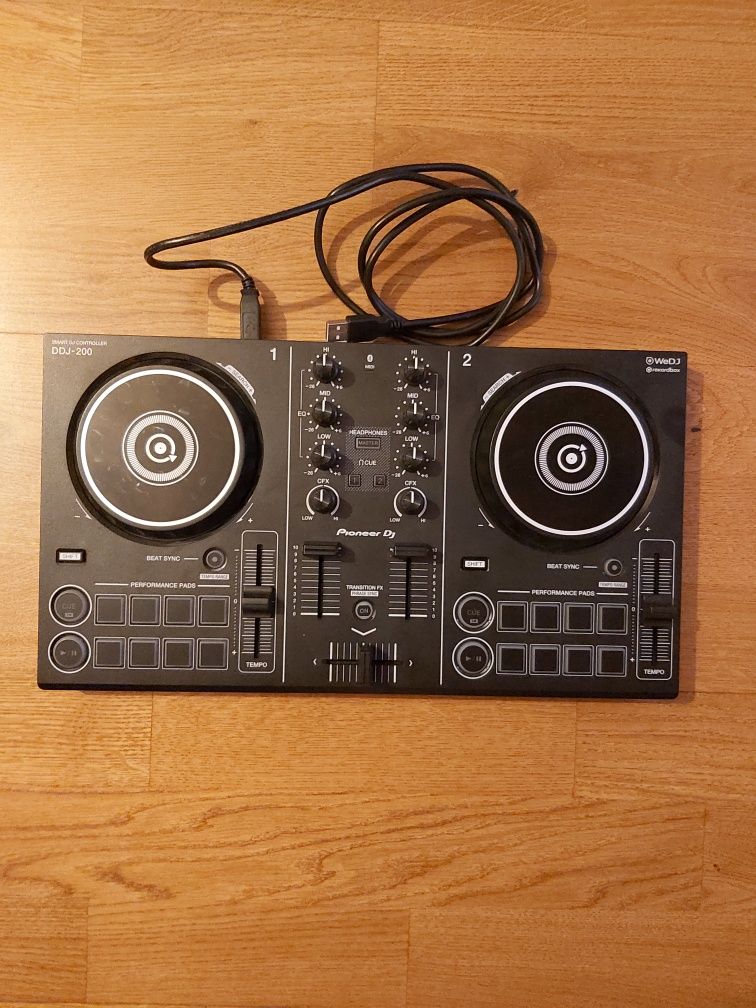 Pioneer DDJ 200 jak nowy