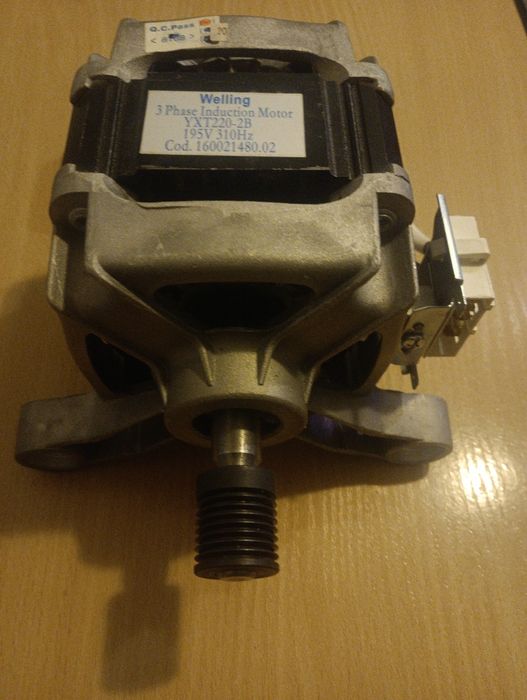 Інвекторний двигун для пральної машини Welling YXT220-2B