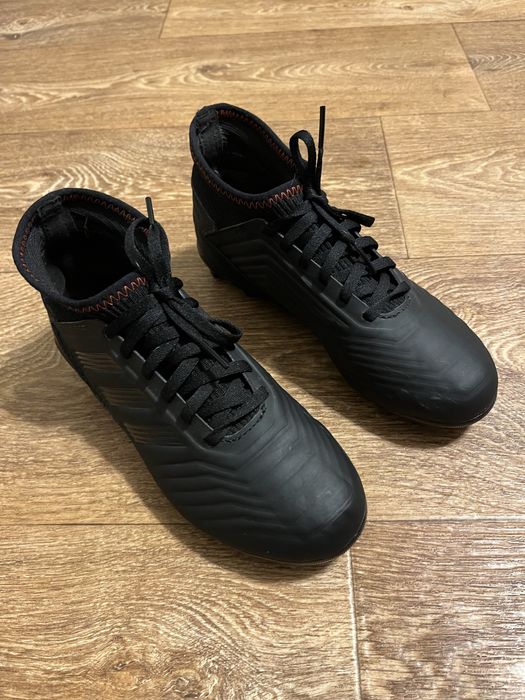 Продам бутси adidas predator 19.3. (35 1/2)