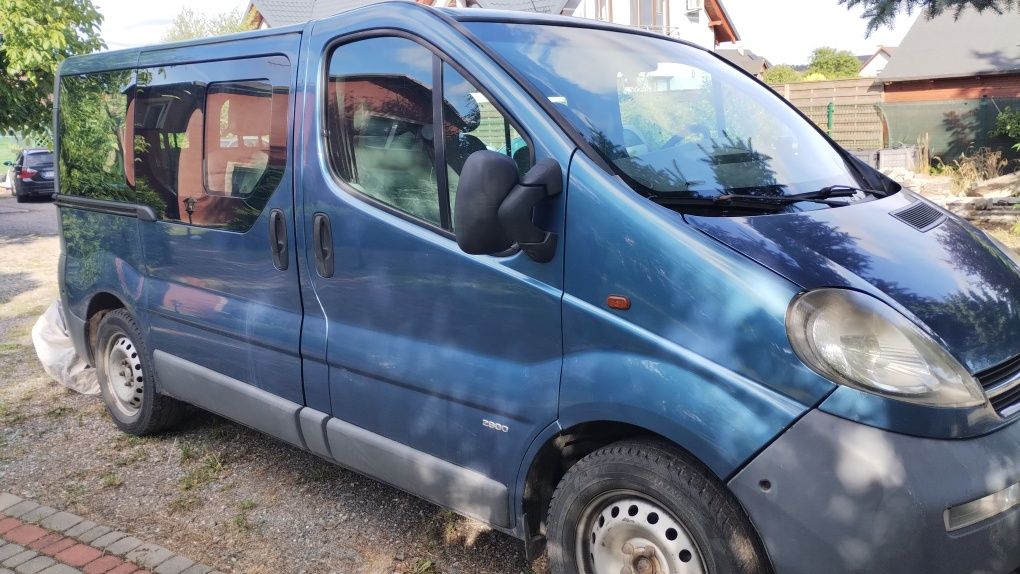 Opel VIVARO 1.9 9 osobowy 2005