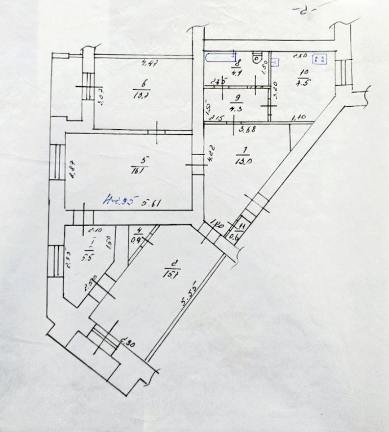 В продаже 3к кв, Центр, ул. Героев Харькова, м. Пл. Конституции