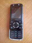 Telefon komórkowy SONY ERICSSON F305