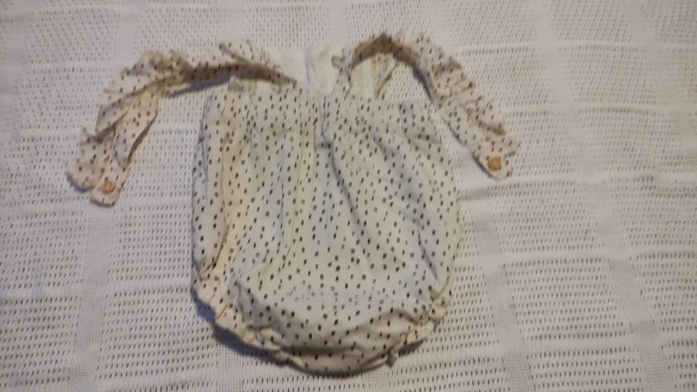 Spodenki niemowlęce