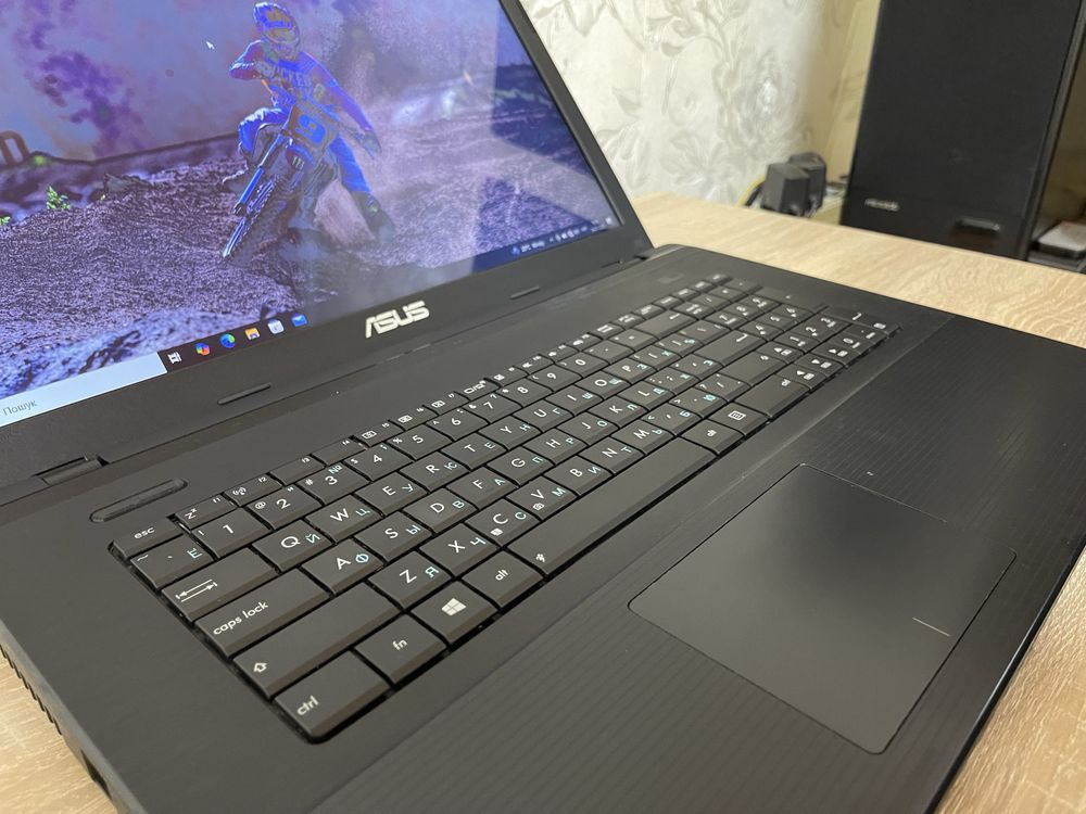 Бюджетний ігровий ASUS | 17 екран | Nvidia 2GB | Гарний, доглянутий!
