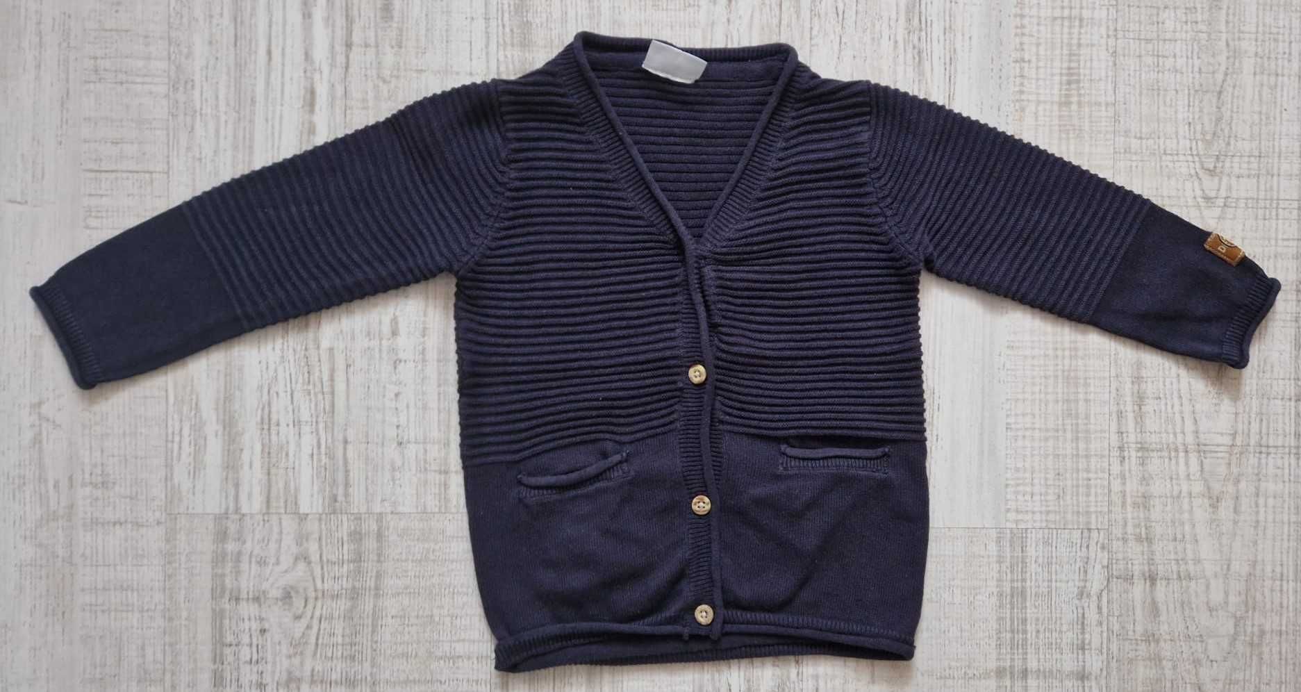 Sweter niemowlęcy zapinany na guziki dla chłopca So Cute r. 80
