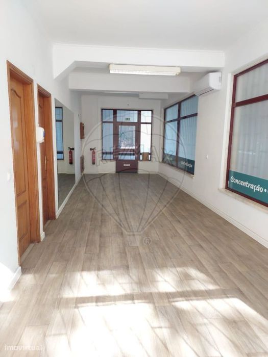 Loja  para arrendamento