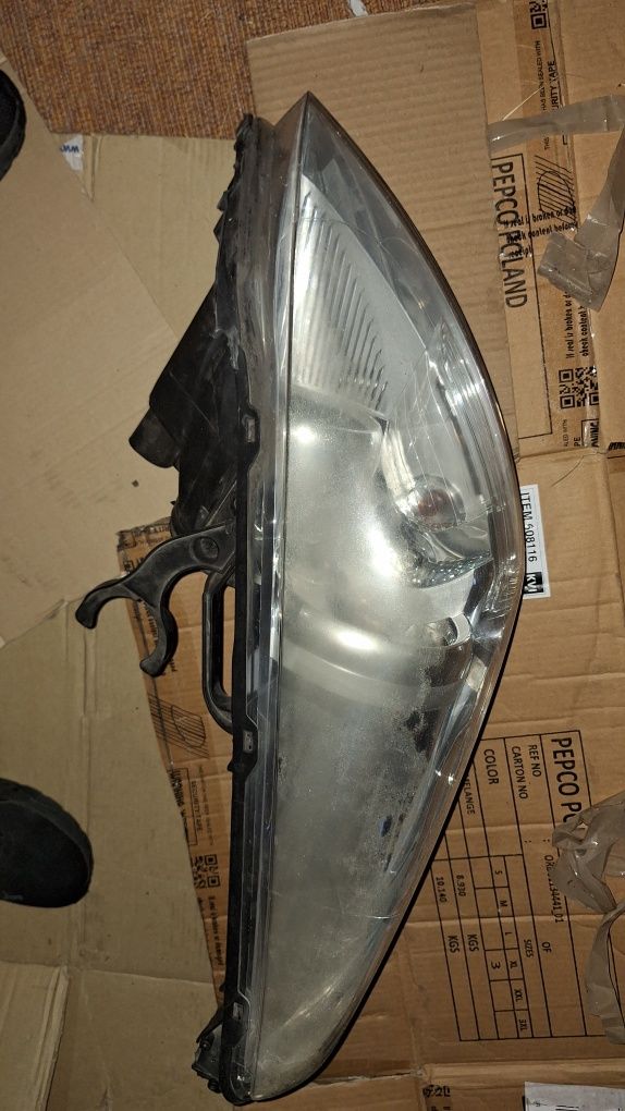 Lampa prawa Peugeot 3008 I