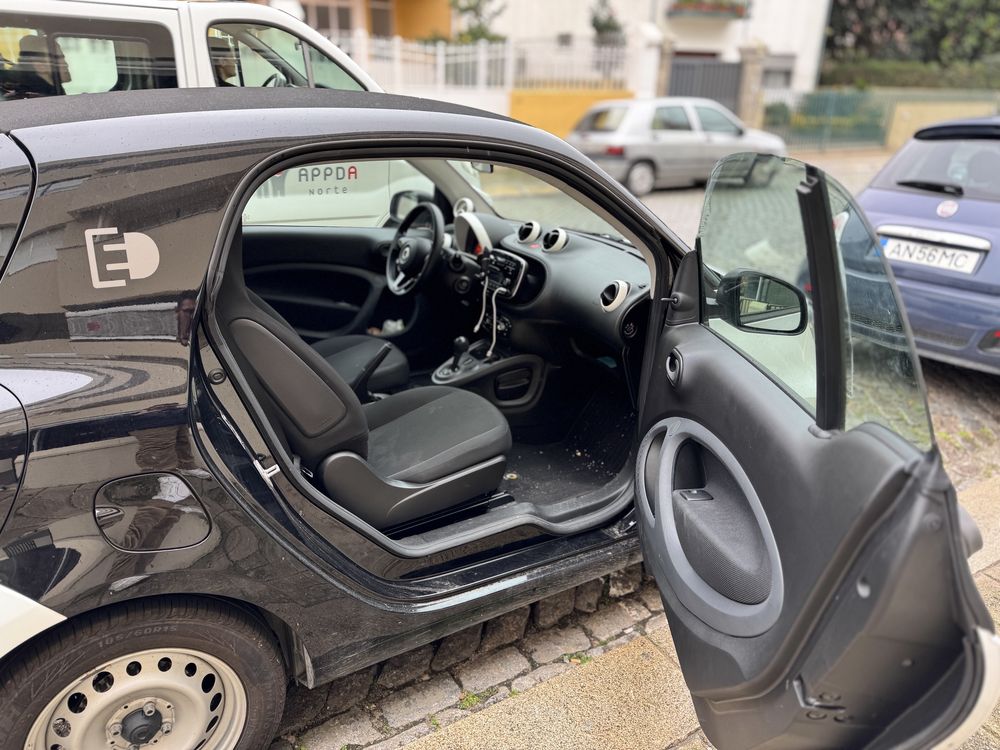 Smart EQ eletrico c/ 50.000 km automatico