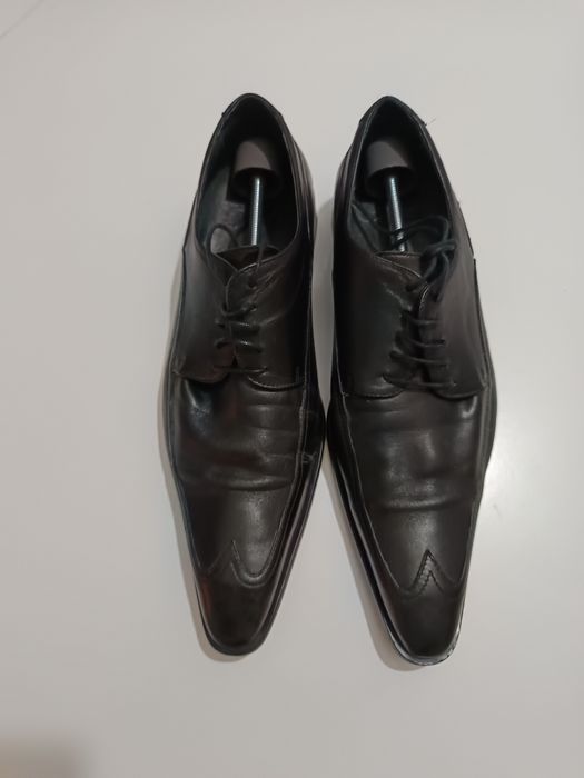 Sapatos bicudos homem