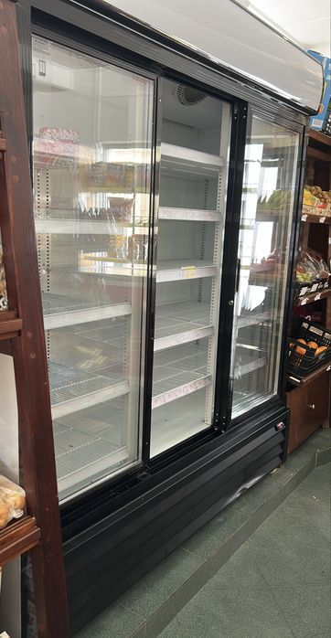Armário expositor refrigerado