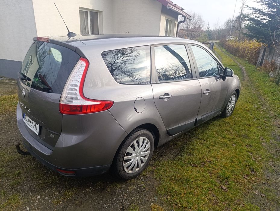 Продам renault grand scenic 2010 1.9 dci