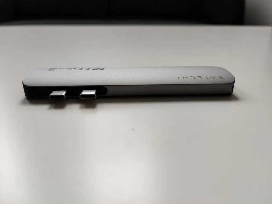 Satechi – Type-C Pro Hub Adapter Apple Mac