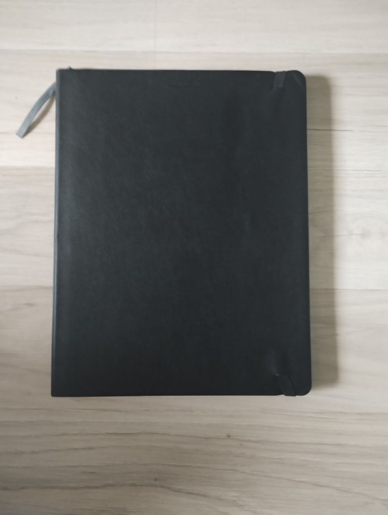 Zestaw! Elegancki notes i segregator