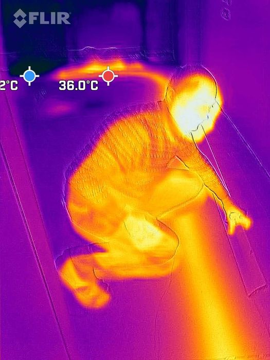 Поиск протечки воды тепловизором, акустикою, влагомером, газом