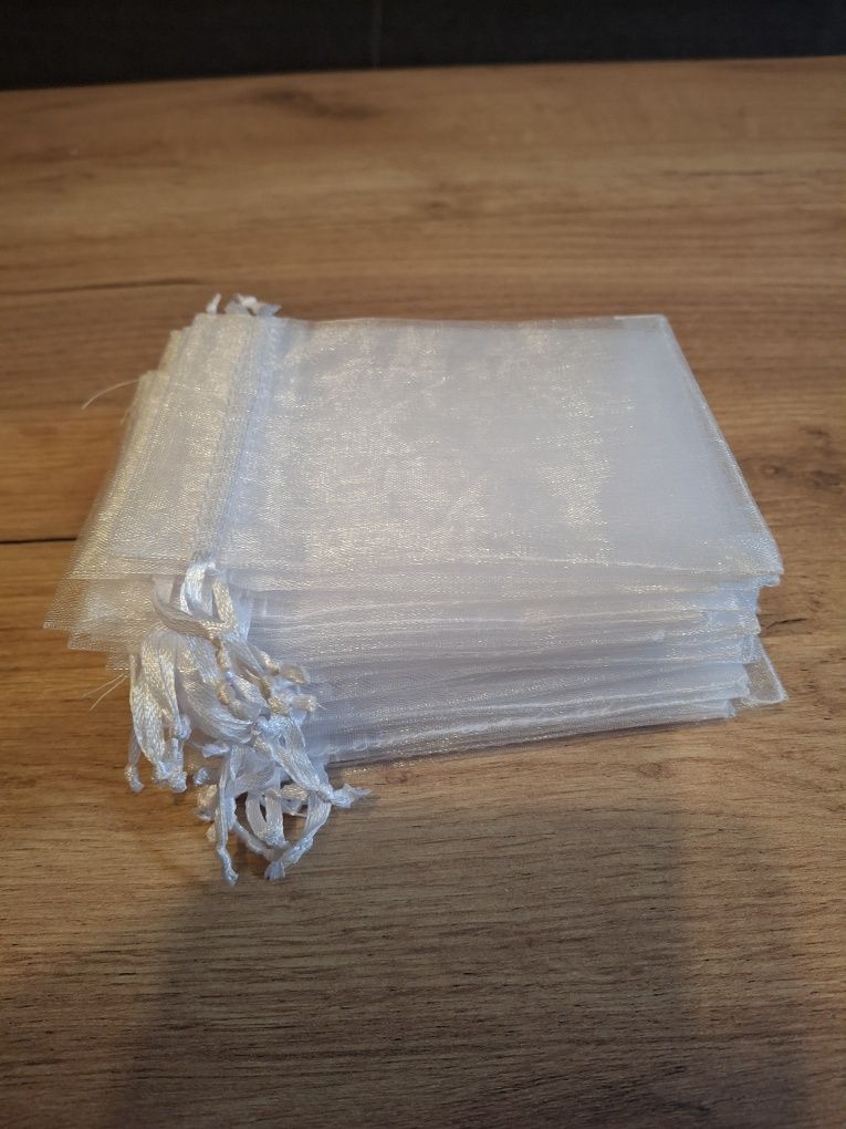 Woreczki białe organza 30 szt. Chrzest/ komunia/wesele