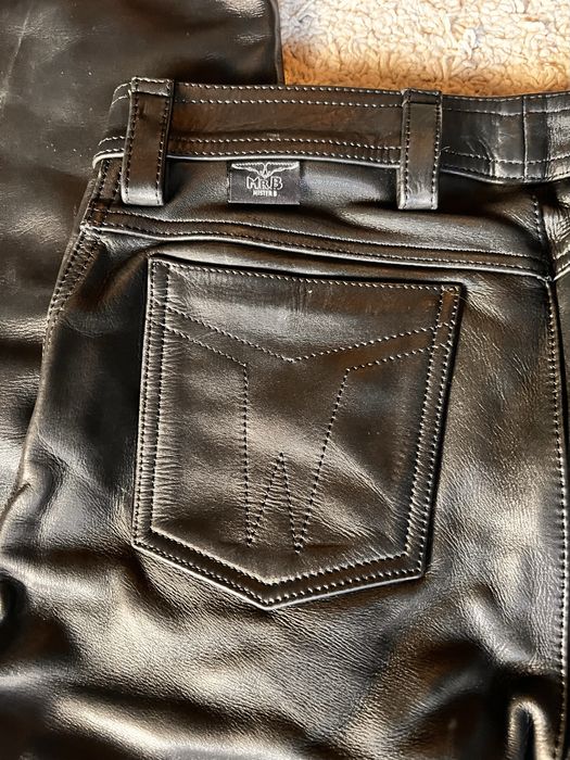 Calcas couro Mister B