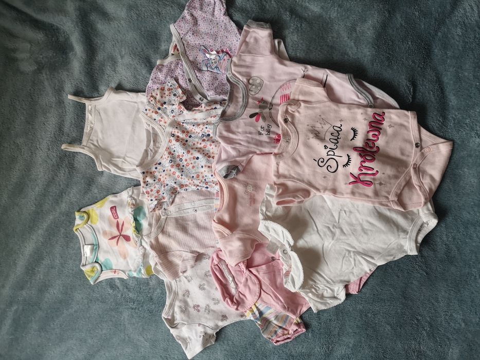 Paka ubranek dla dziewczynki 56-62