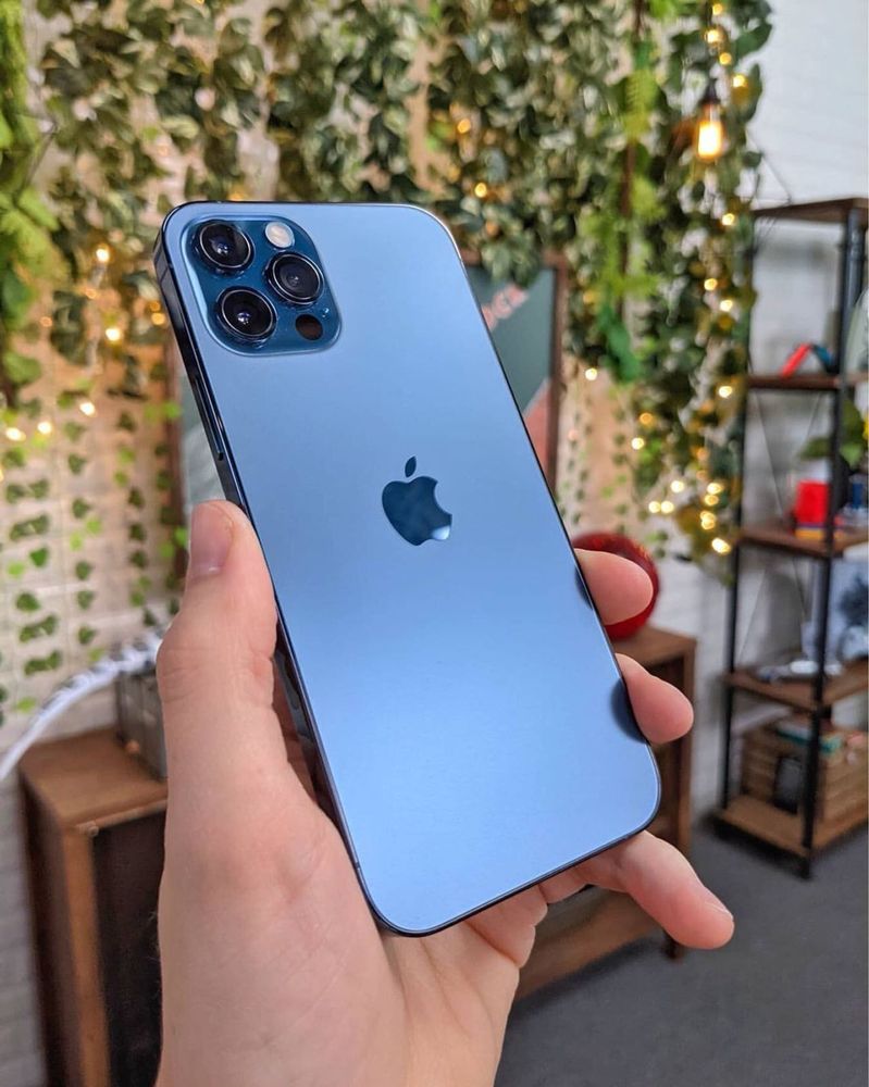 Продам Iphone 12 pro max 256 gb официал