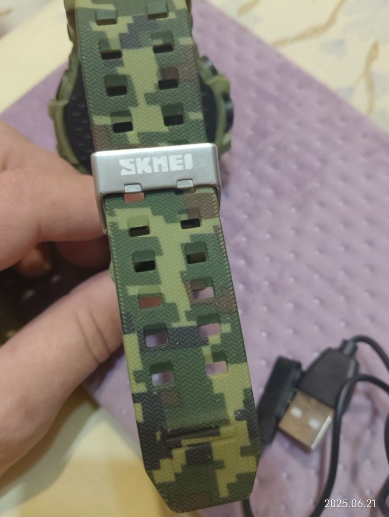 Смарт часы Skmei S231 с влагозащитой IP67 Army Green