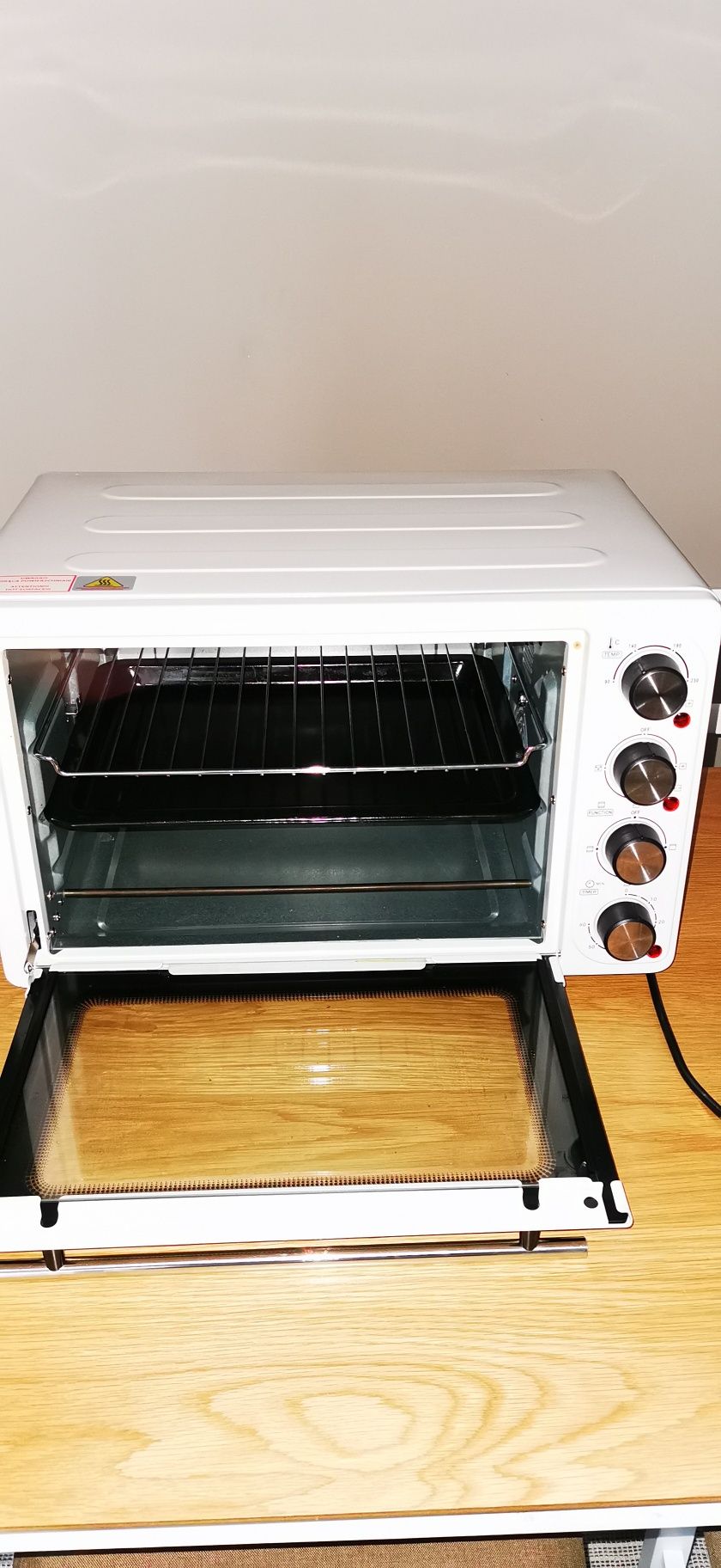 Piekarnik mini ADLER Ad 6001