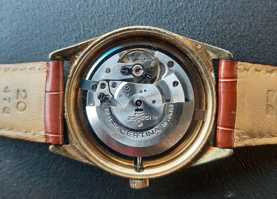 Relógio Certina Club 2000 Automático Plaque ouro