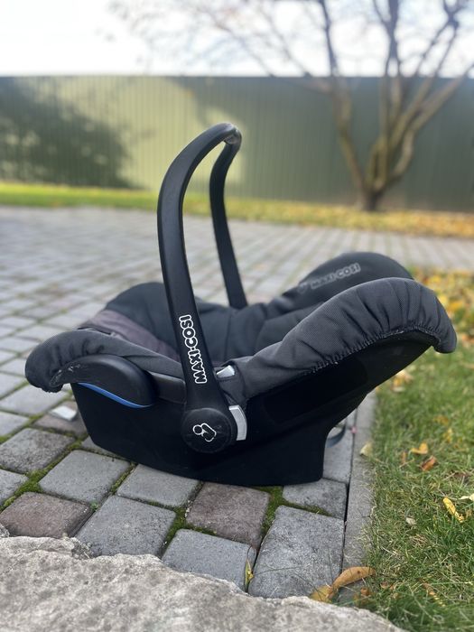Автокрісло (кошик) Maxi-cosi 0-12 місяців