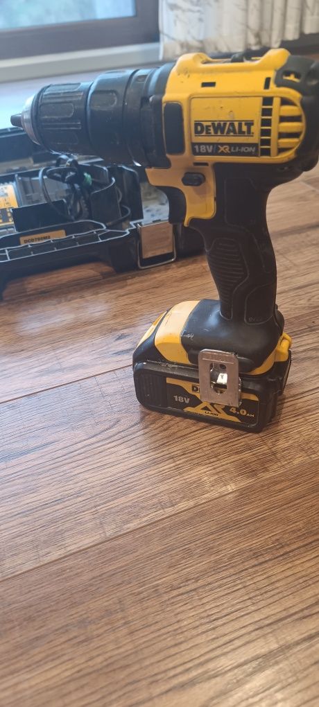 Wkrętarka DeWalt dcd 780 M2