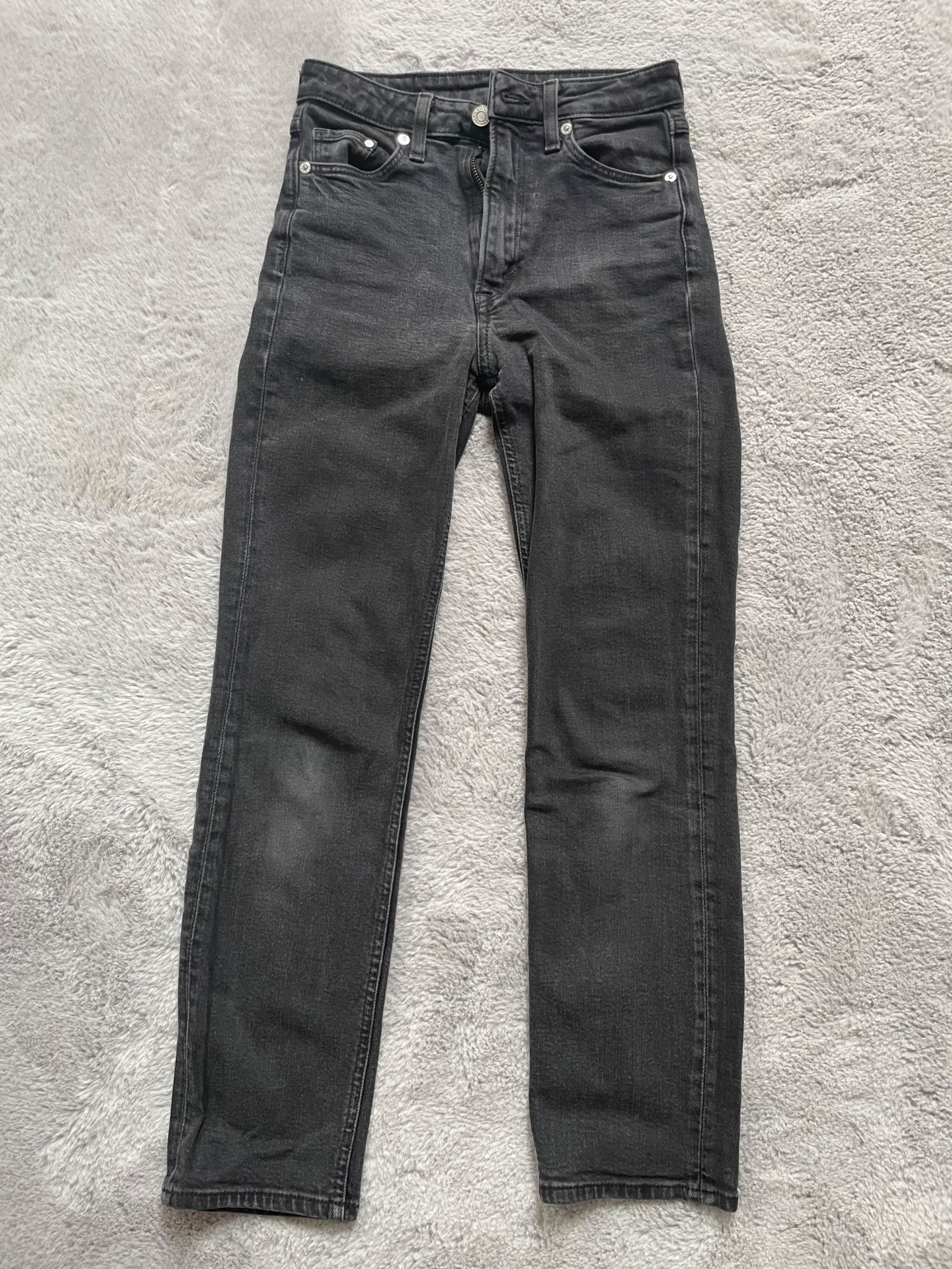 Czarne Spodnie jeansowe 140czm/10lat stan dobry