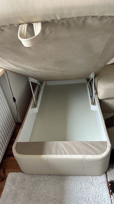 Sofa narożna rozkładana z funkcją spania i pojemnikiem na pościel