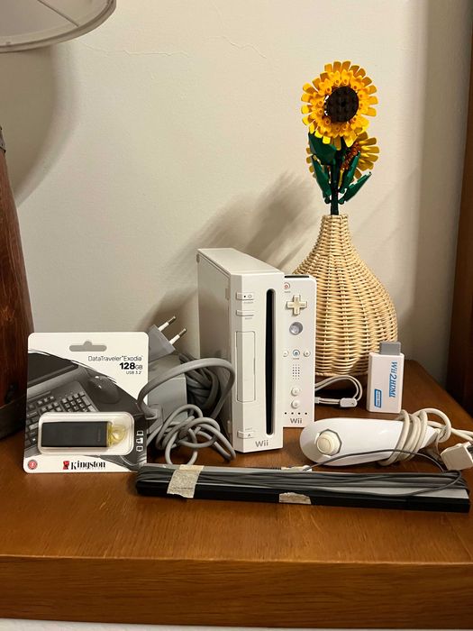 Nintendo Wii desbloqueada com oferta pen 128Gb e HDMI