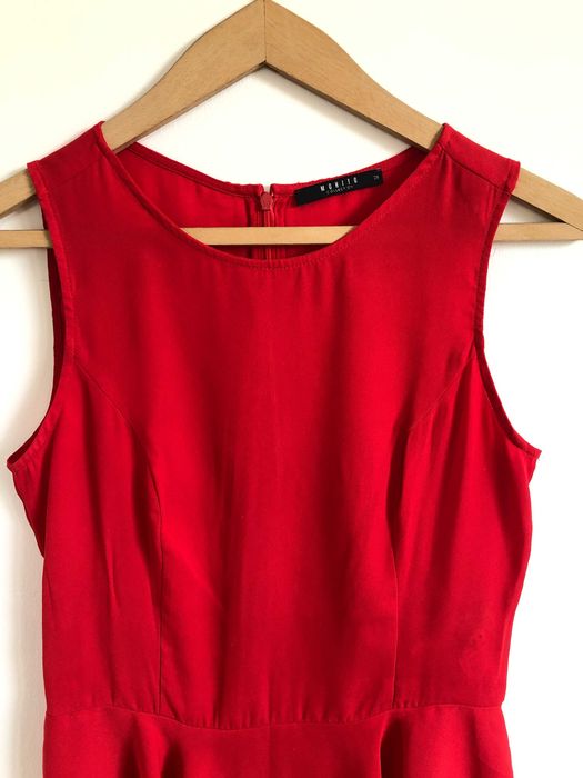 Bluzka Mohito zwiewna 36 asymetryczna letnia czerwona baskinka