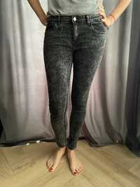 Czarne jeansy Mango r. 38