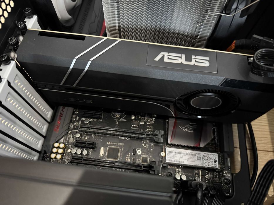 Komputer i7 - 4.0GHz, SSD M2 500GB, SSD 256GB, Ram 32GB, GTX 1060 6GB