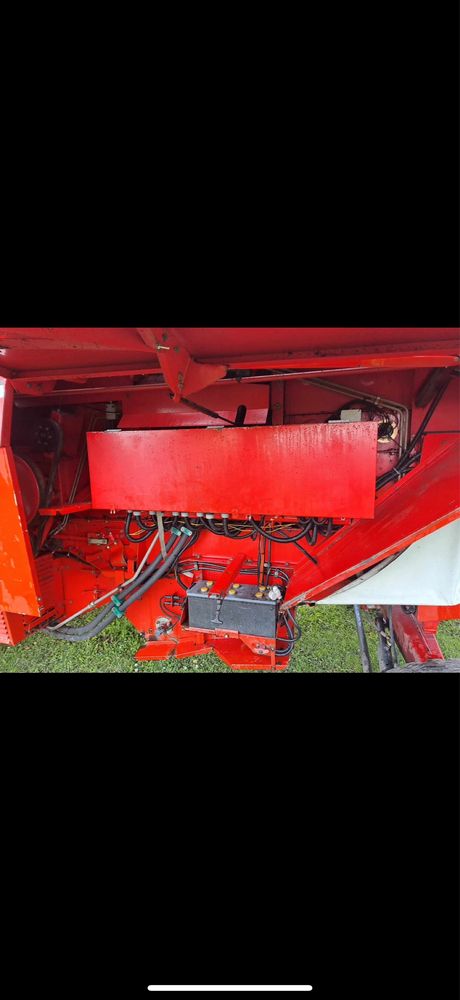 Massey Ferguson 34 MF 34 kombajn zbożowy