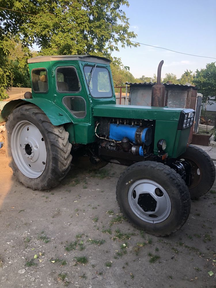 Продам трактор Т-40