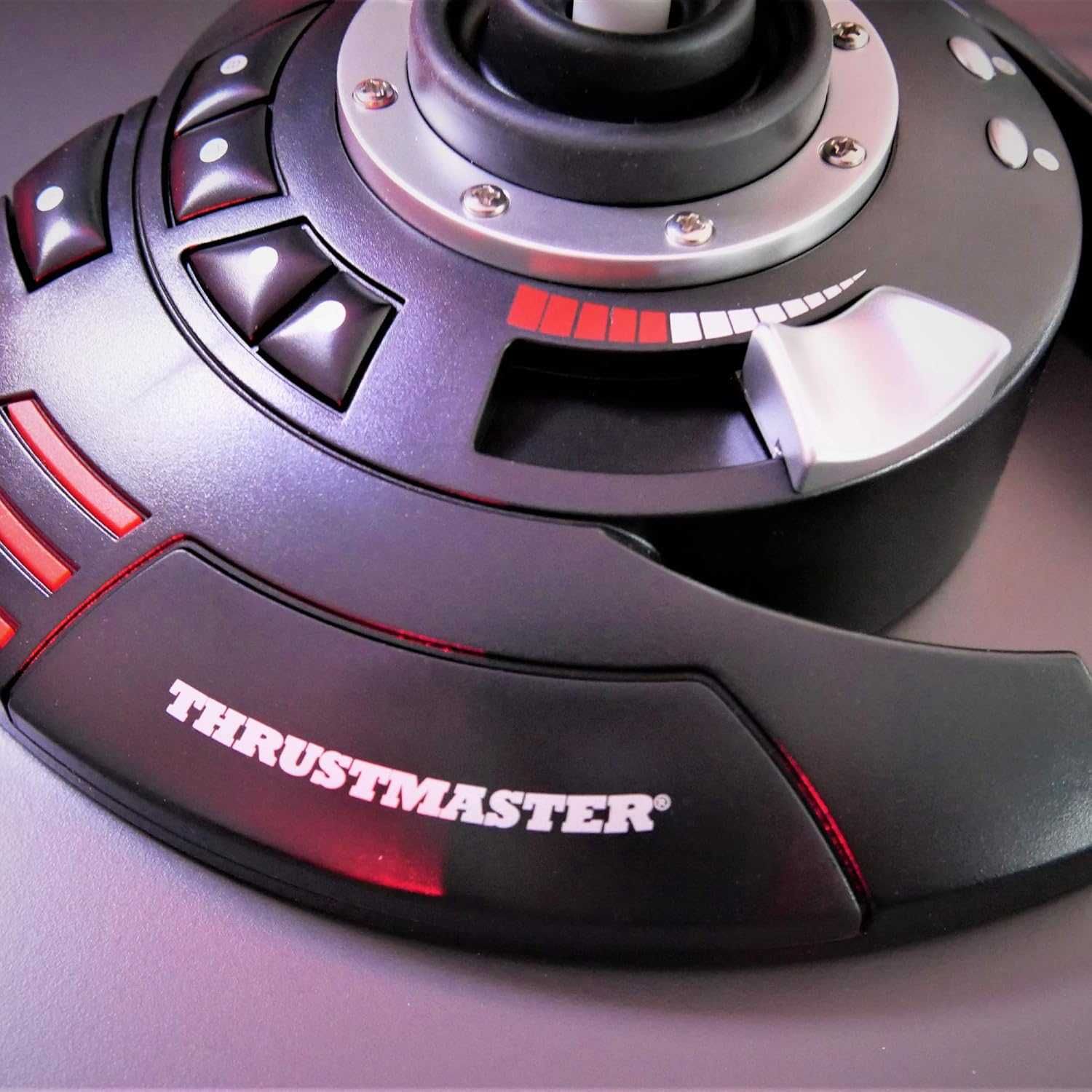 Thrustmaster T.Flight Stick X — joystick z obsługą steru kierunku, pro