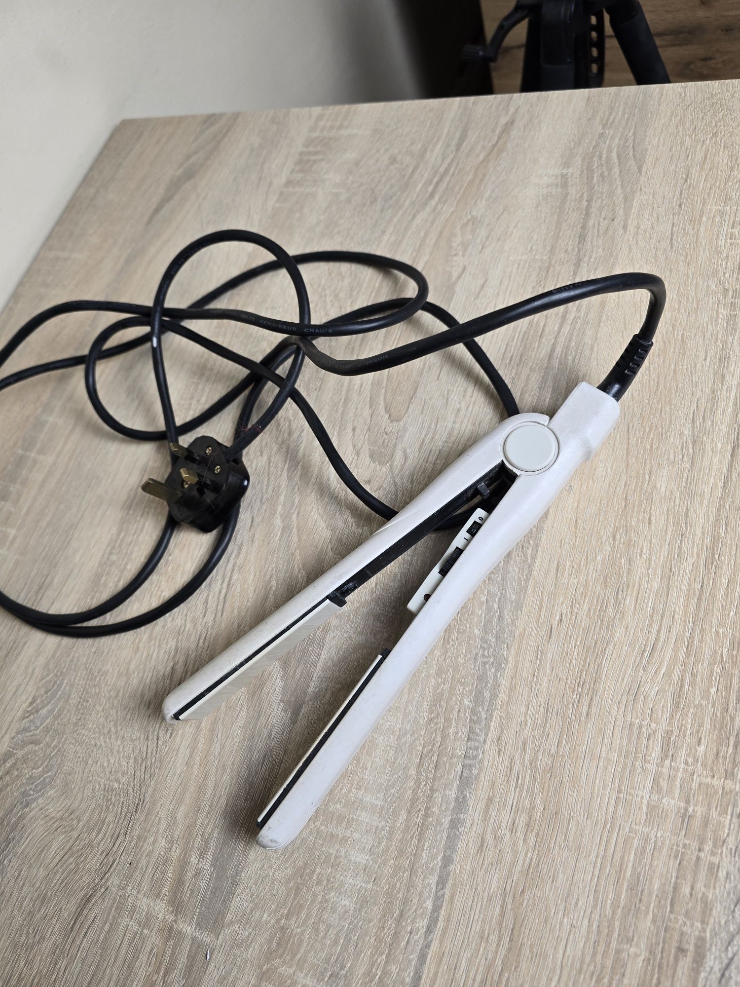 Vidal Sassoon Prostownica 

MAXIMUM
