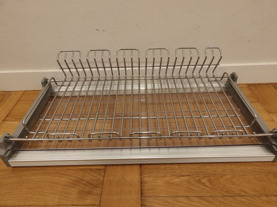 Ociekarka szafkowa do naczyń