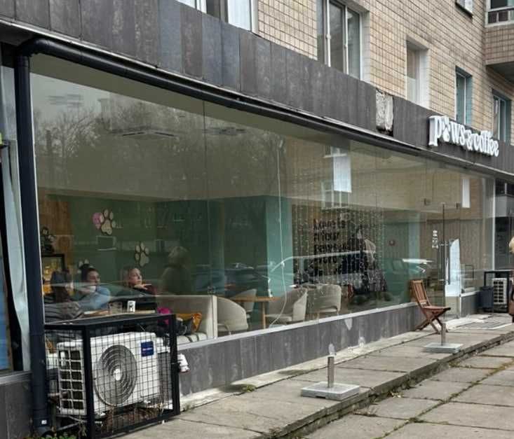 Здам фасад 85 м2 на вул. Кудряшова /Ліпкивського Залізнчнй. Вокзал