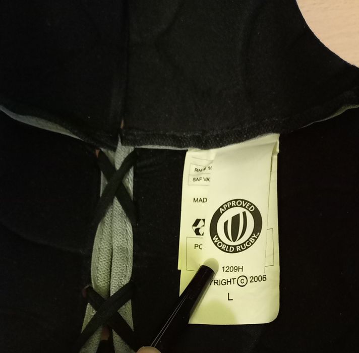 Шлем шолом для гри в регбі