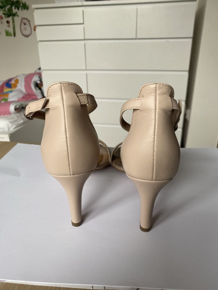 Buty damskie Ryłko rozm 39