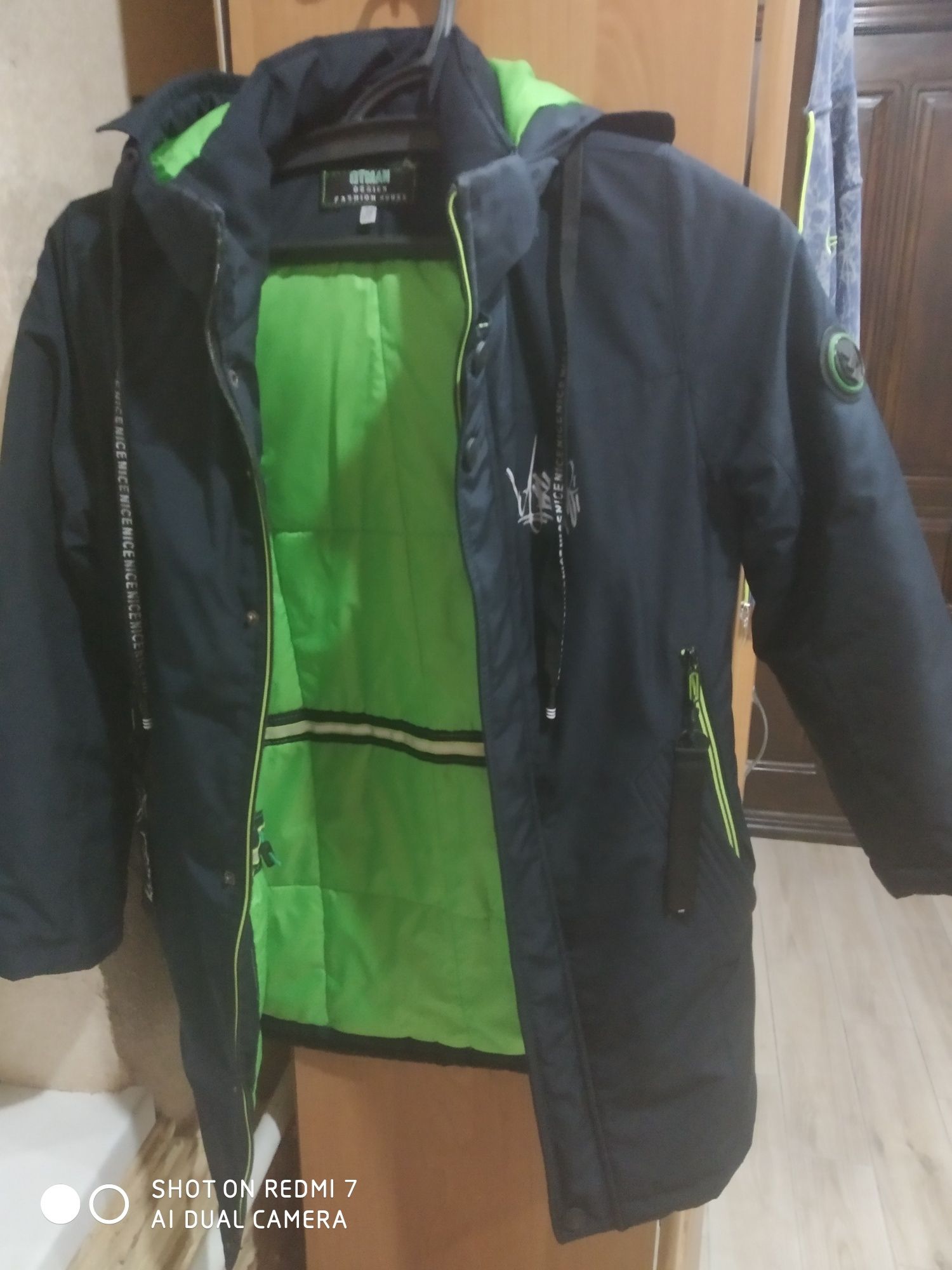 Куртка 38 р курточка зима