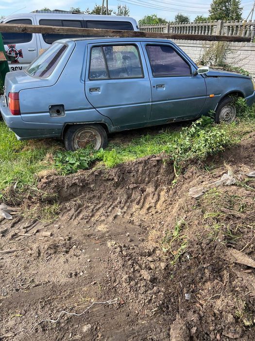 Славута.  В розбір або відновлення. На документах