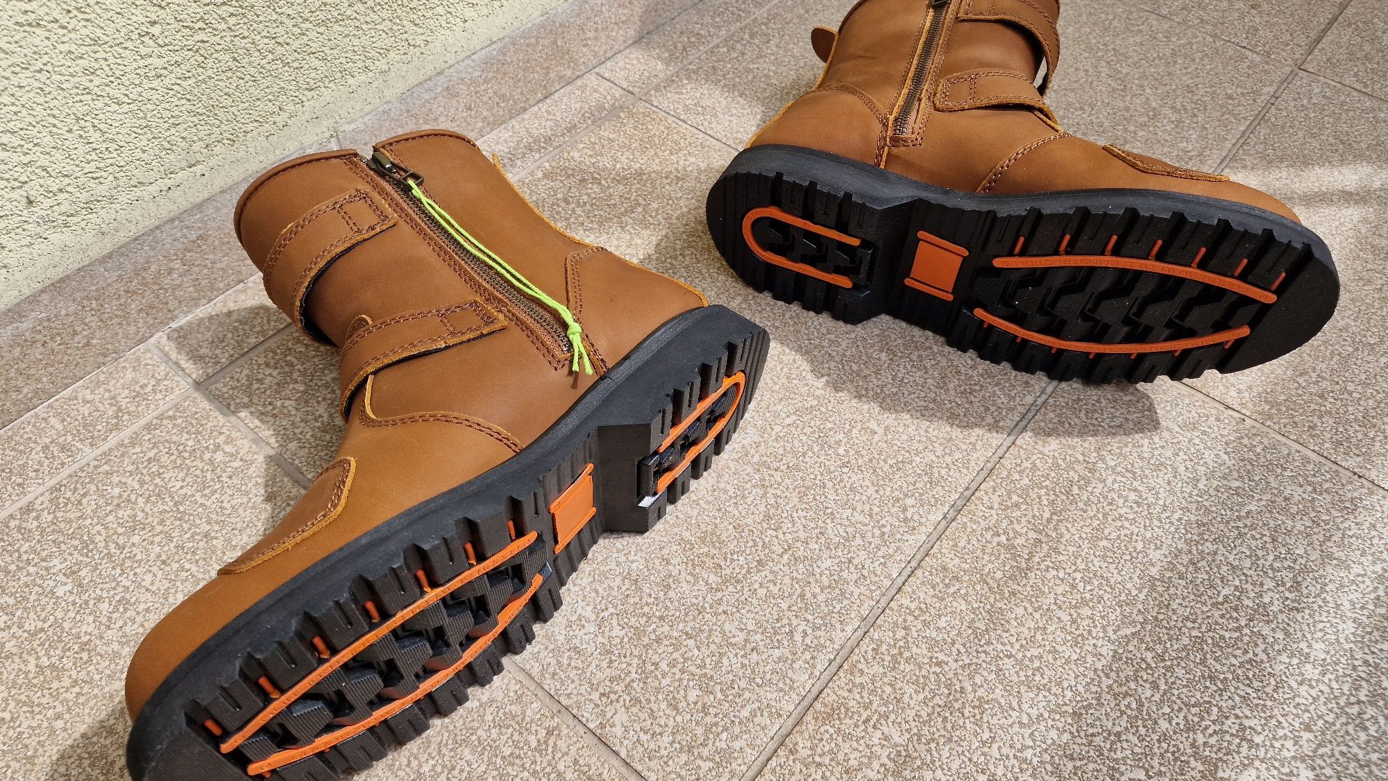 Buty na moto HIGHWAY 1 Chopper ,skóra, roz.42 długość wkładki 27,5 cm